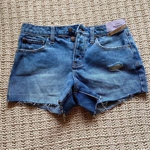Cut off shorts